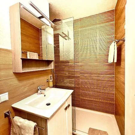 Kestel Ab 2 Naechte Appartamento *